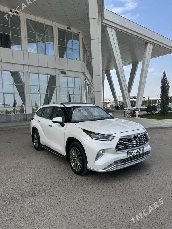 Toyota Highlander 2021 - 640 000 TMT - Туркменабат - img 1