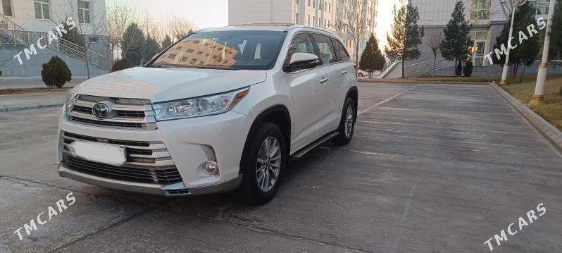 Toyota Highlander 2018 - 430 000 TMT - Çoganly - img 1