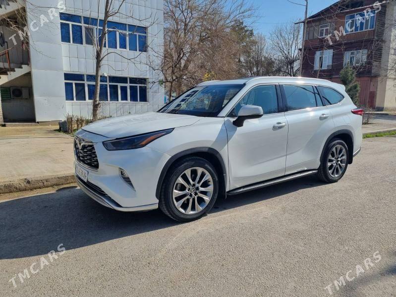 Toyota Highlander 2022 - 530 000 TMT - Ашхабад - img 1