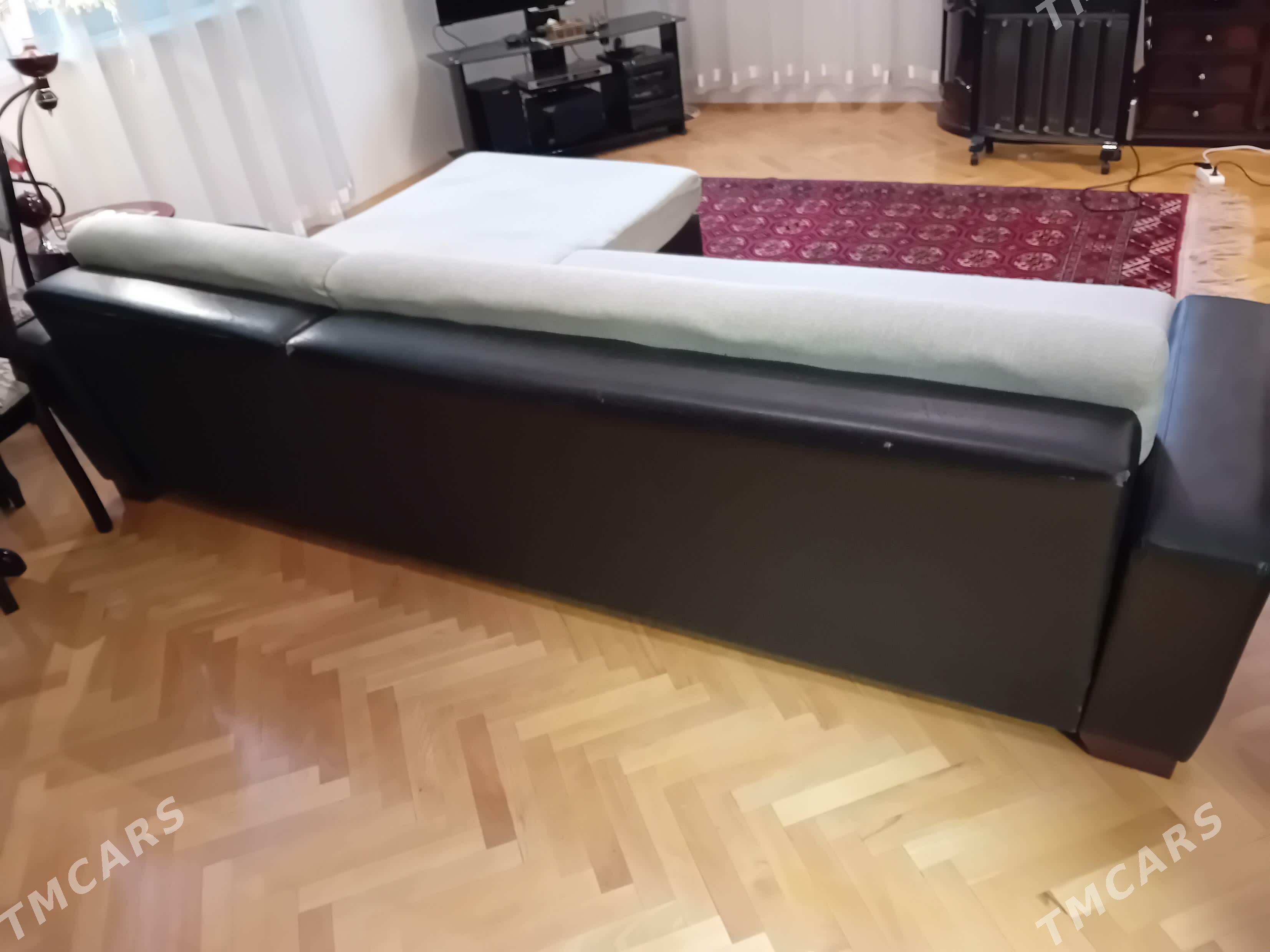 Турецкий диван - Gagarin köç, köne Howa menzili - img 1