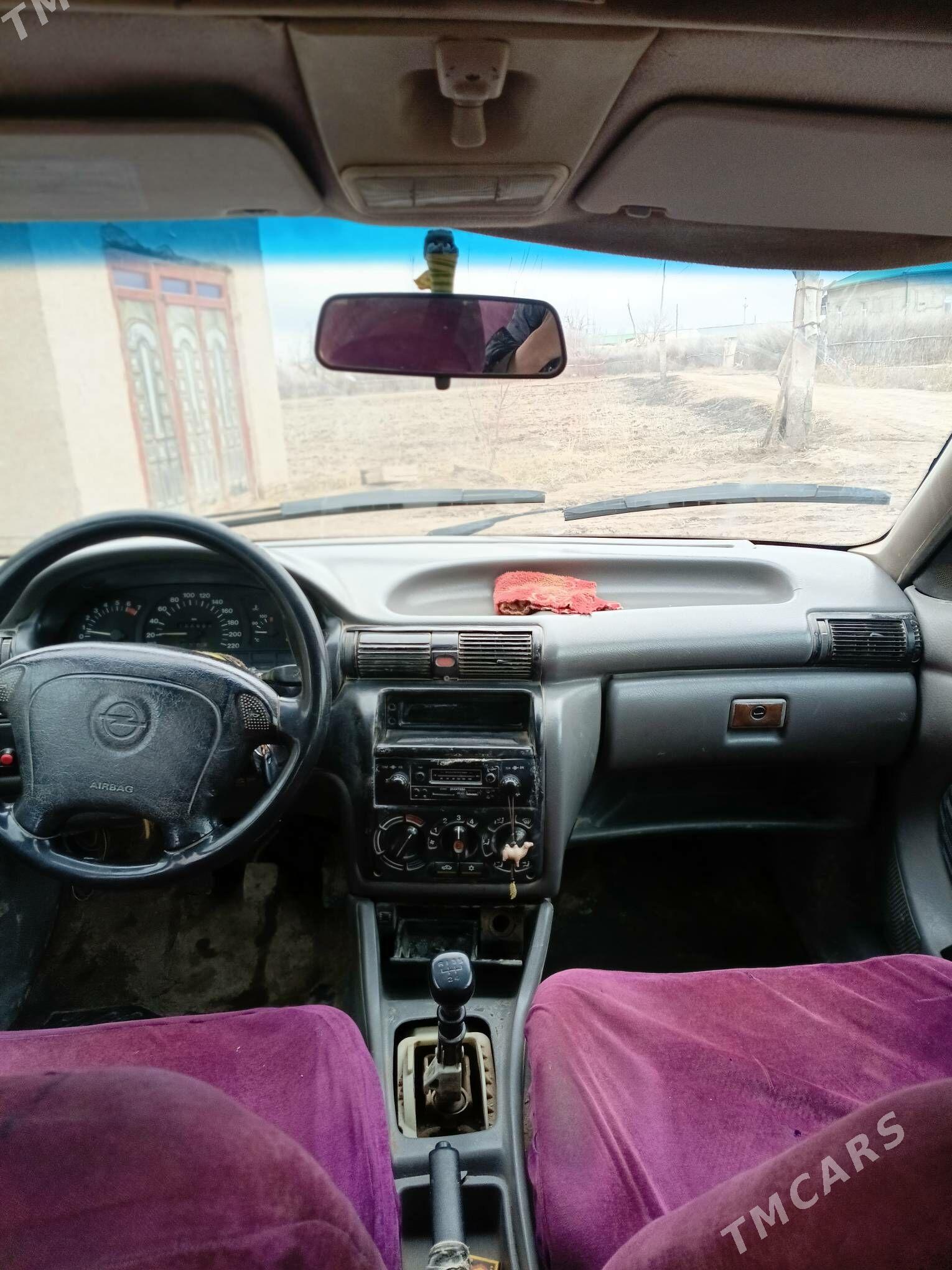 Opel Astra 1994 - 33 000 TMT - Köneürgenç - img 1