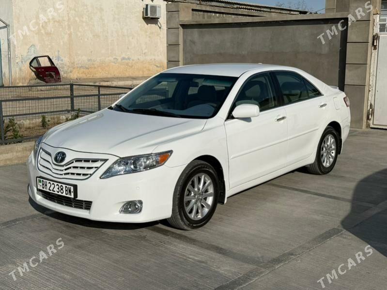 Toyota Camry 2010 - 220 000 TMT - Балканабат - img 1