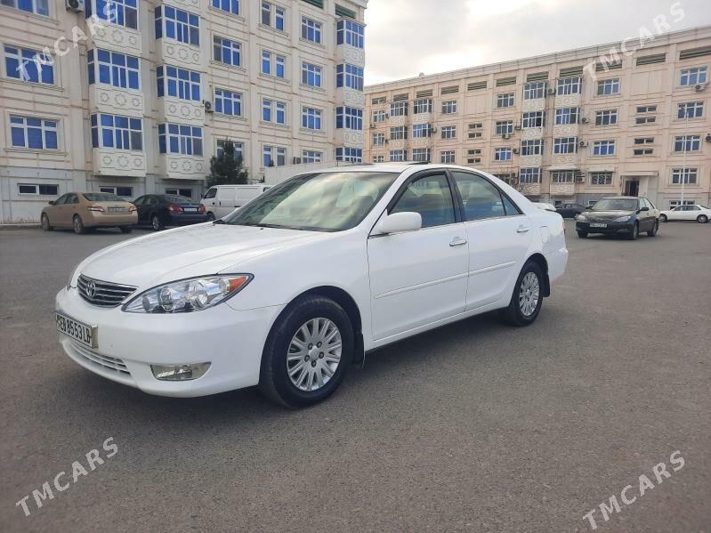 Toyota Camry 2004 - 190 000 TMT - Сакар - img 1