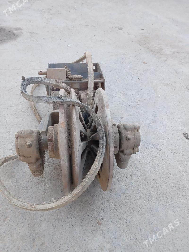 Ṣkif. Шкиф. - 30 mkr - img 1