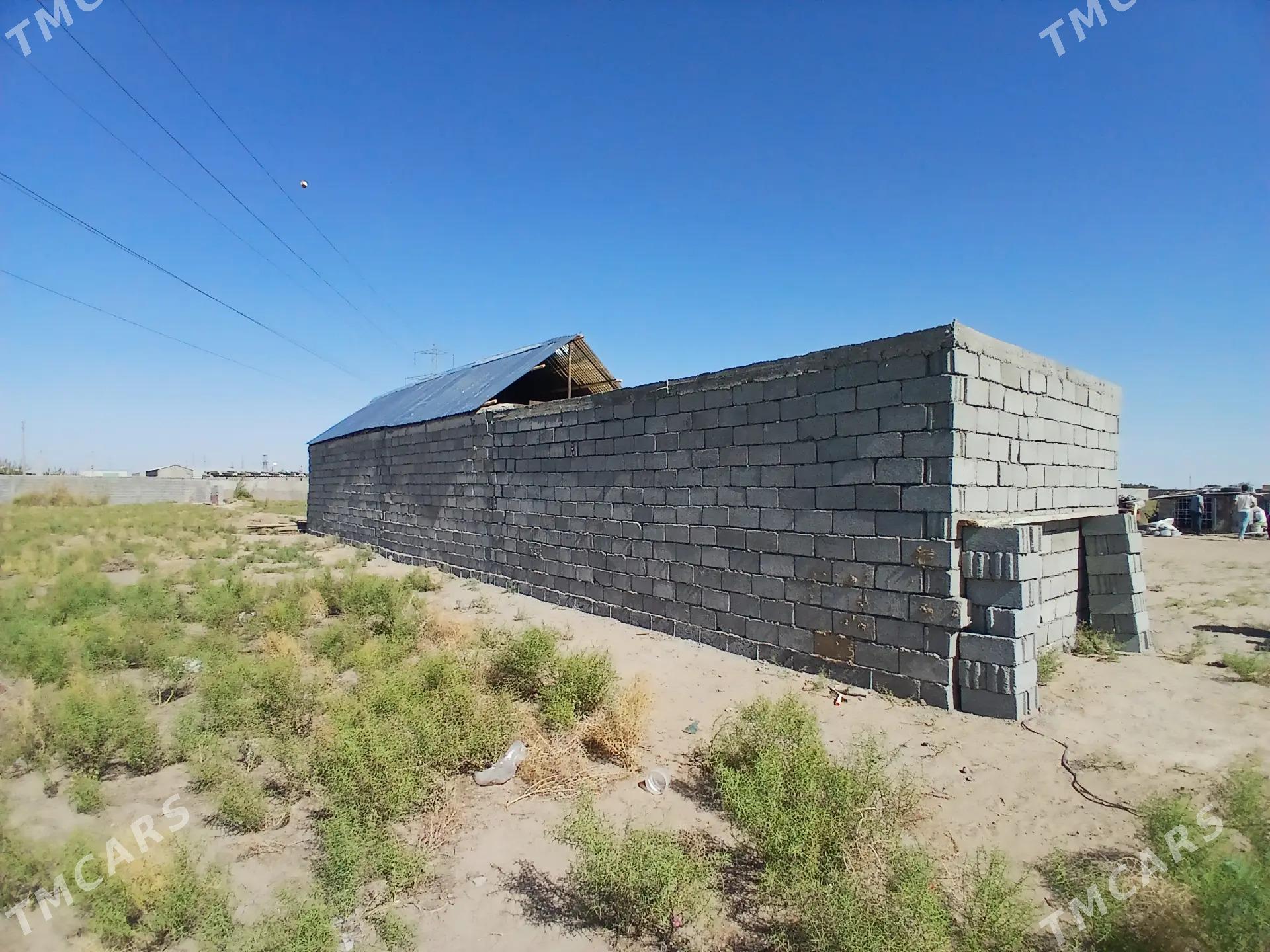 Satlyk jay tarhany - Ашхабад - img 1