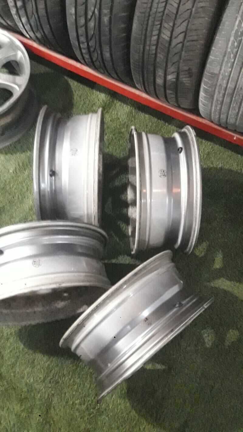 R15 diska 5 400 TMT - Туркменабат - img 1