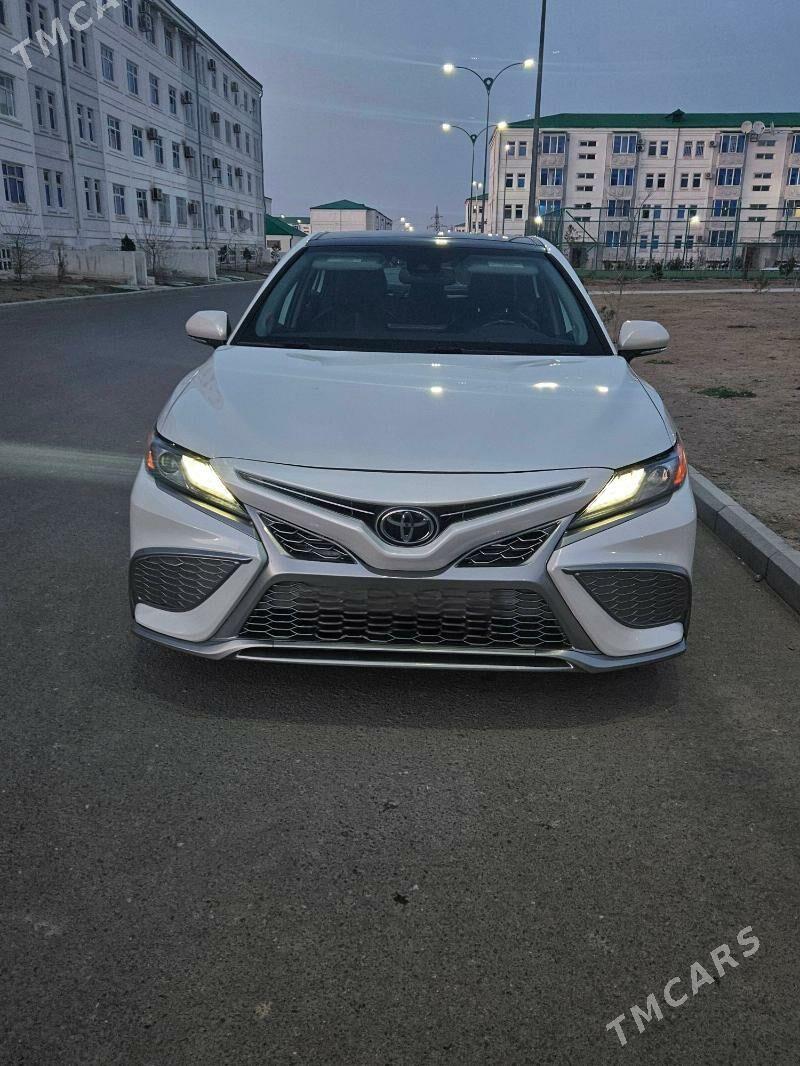 Toyota Camry 2022 - 460 000 TMT - Aşgabat - img 1