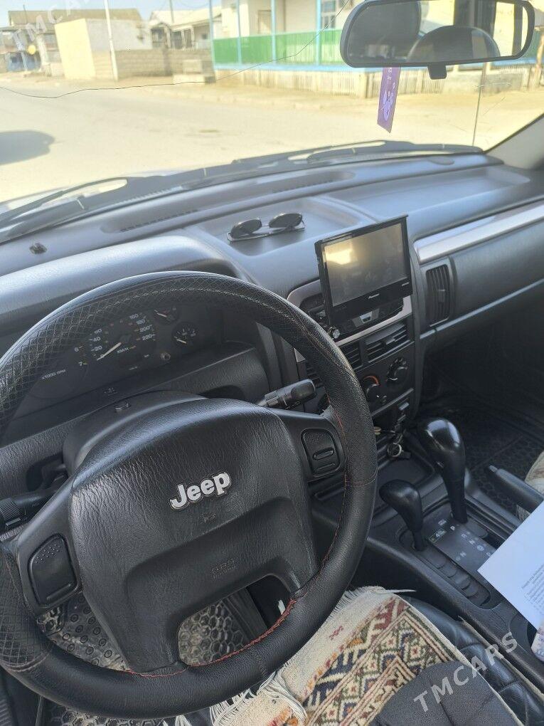 Jeep Grand Cherokee 2004 - 150 000 TMT - Esenguly - img 1