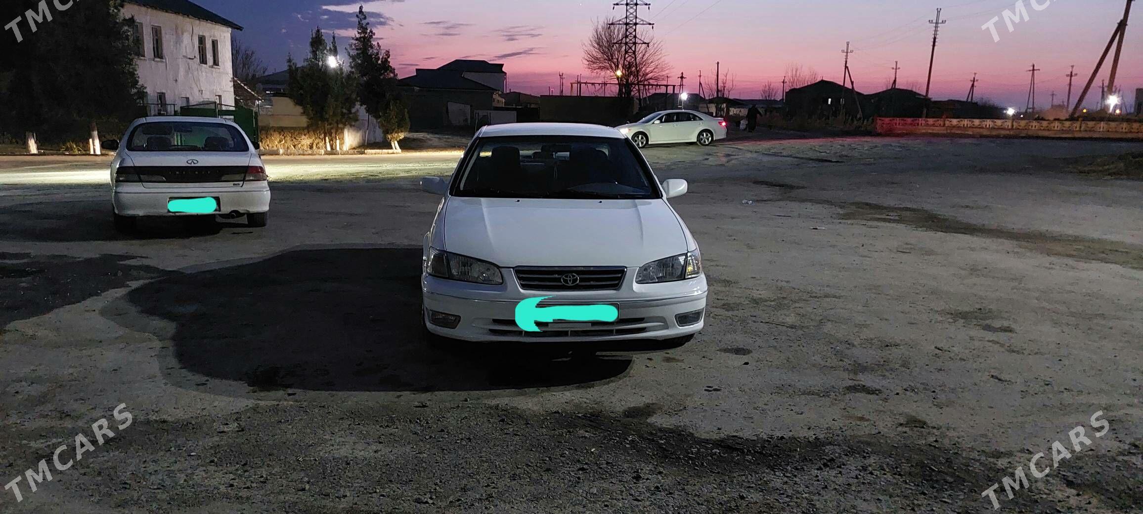 Toyota Camry 1999 - 140 000 TMT - Türkmenabat - img 1