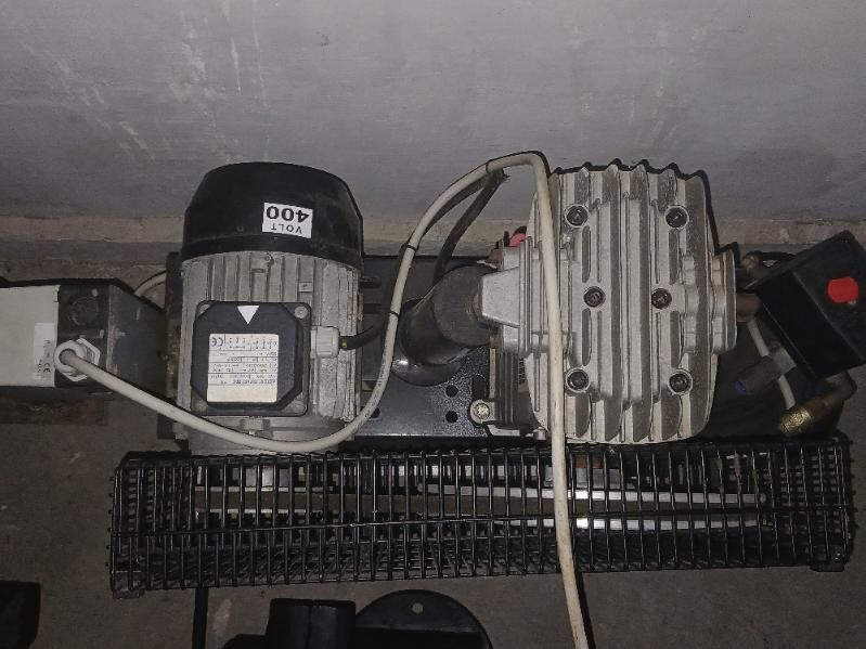 kampiresir 8 000 TMT - Bäherden - img 1