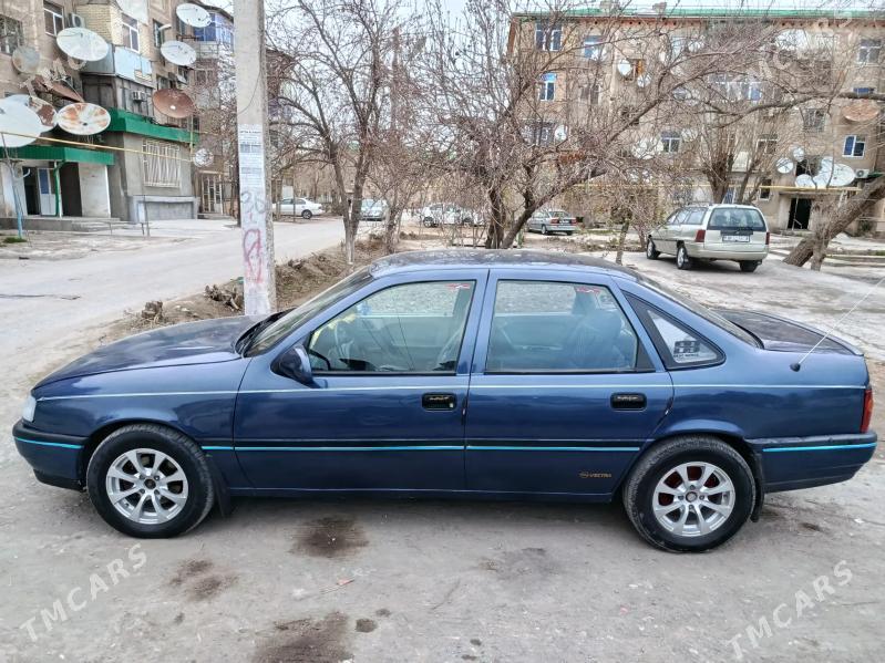 Opel Vectra 1990 - 38 000 TMT - Чарджоу - img 1