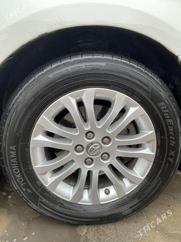 Toyota Sienna 2017 - 442 000 TMT - Aşgabat - img 1