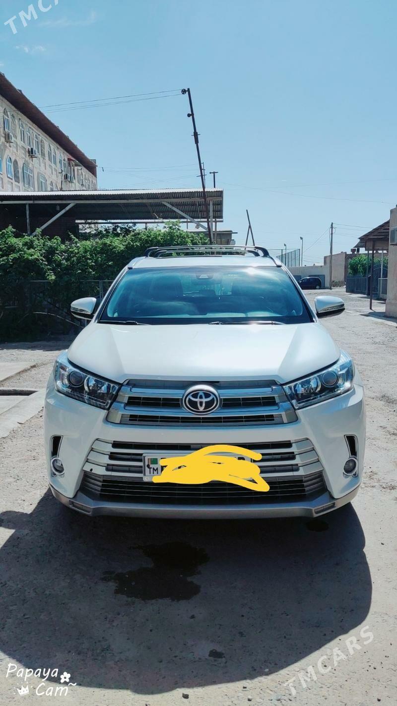 Toyota Highlander 2017 - 390 000 TMT - Balkanabat - img 1