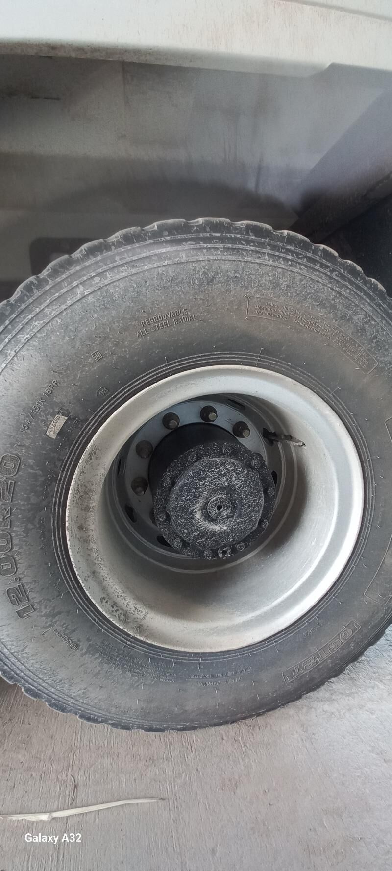 Taker 20 000 TMT - Гурбансолтан Едже - img 1