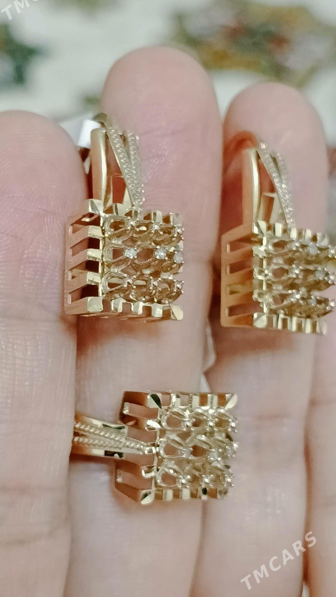 gyzyl komplekt BRILLIANT - Änew - img 1