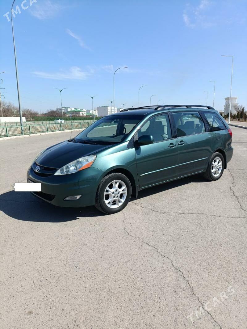 Toyota Sienna 2004 - 220 000 TMT - Дашогуз - img 1