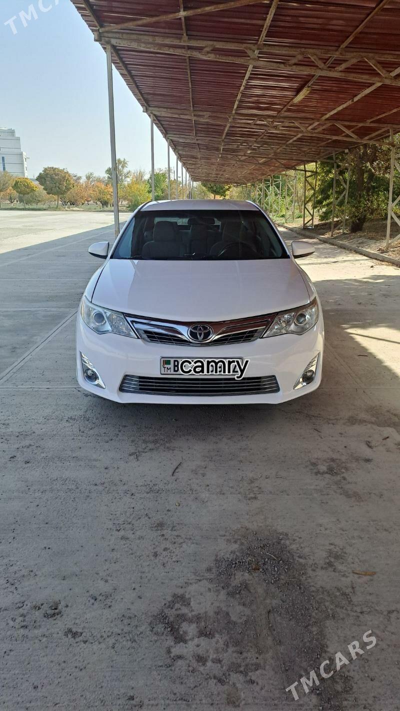 Toyota Camry 2012 - 215 000 TMT - Дашогуз - img 1