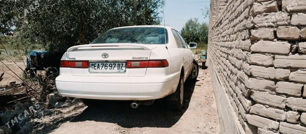 Toyota Camry 1997 - 130 000 TMT - Кёнеургенч - img 1