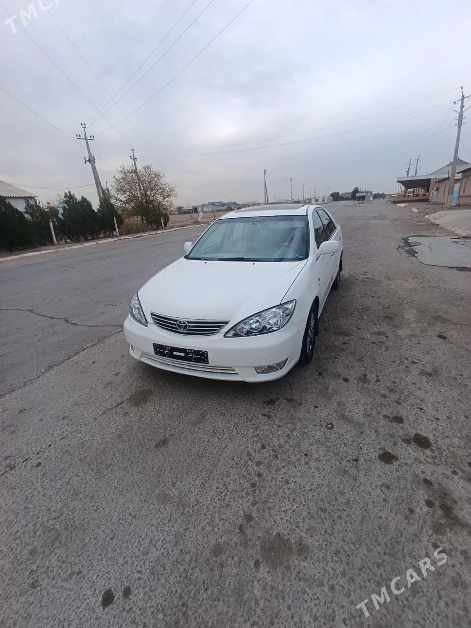 Toyota Camry 2002 - 240 000 TMT - Kaka - img 1