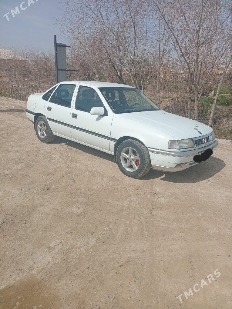 Opel Vectra 1993 - 40 000 TMT - Мургап - img 1