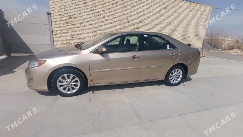 Toyota Camry 2012 - 238 000 TMT - Мары - img 1