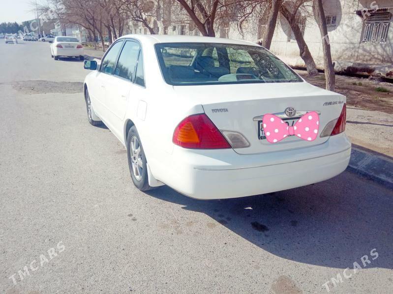 Toyota Avalon 2001 - 170 000 TMT - Wekilbazar - img 1