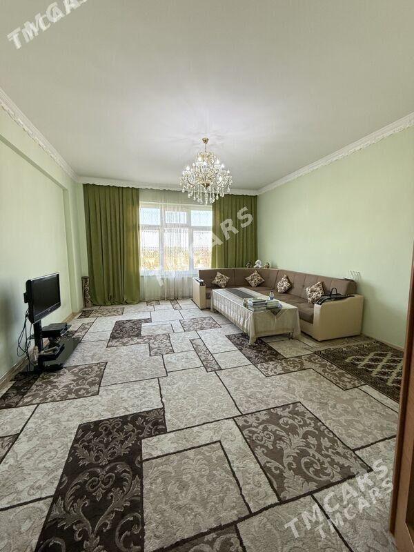 Gurtly (2 kom) - Aşgabat - img 1