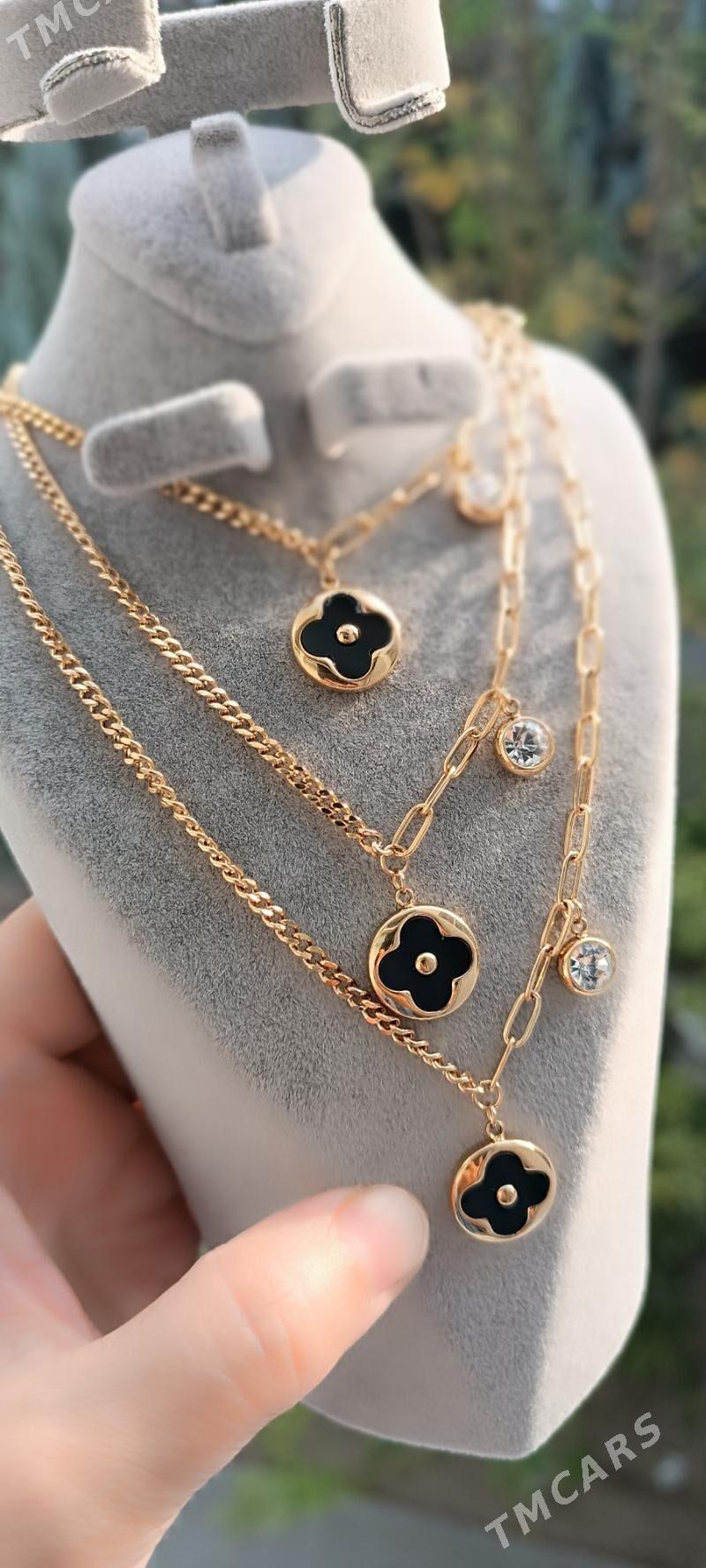 Buziterya gyzyla byra byr - Ашхабад - img 1