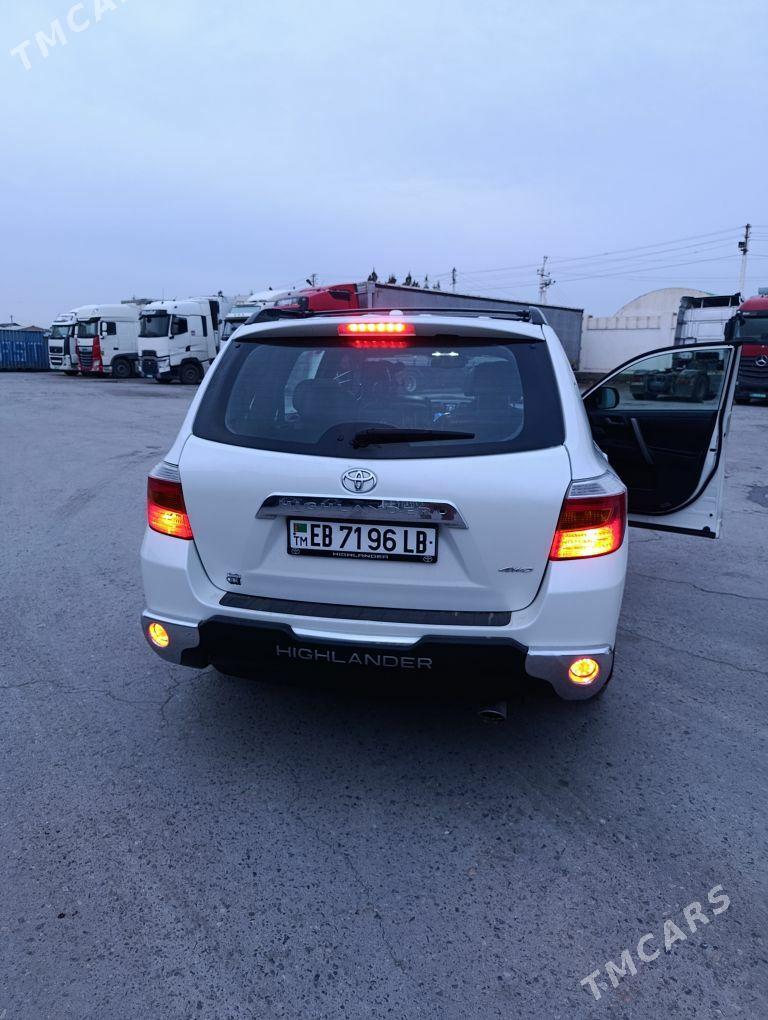 Toyota Highlander 2010 - 370 000 TMT - Сакар - img 1