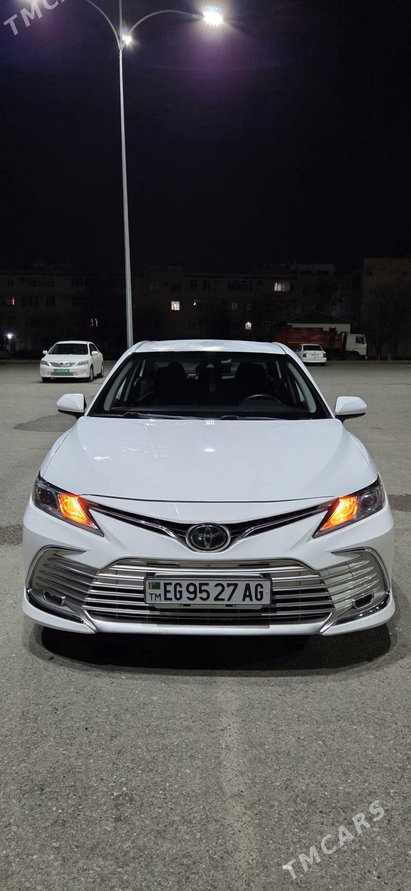 Toyota Camry 2019 - 295 000 TMT - Aşgabat - img 1