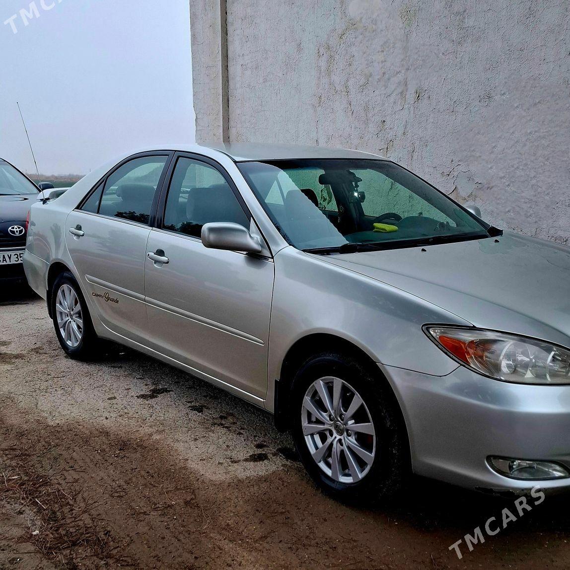 Toyota Camry 2003 - 165 000 TMT - Çärjew - img 1