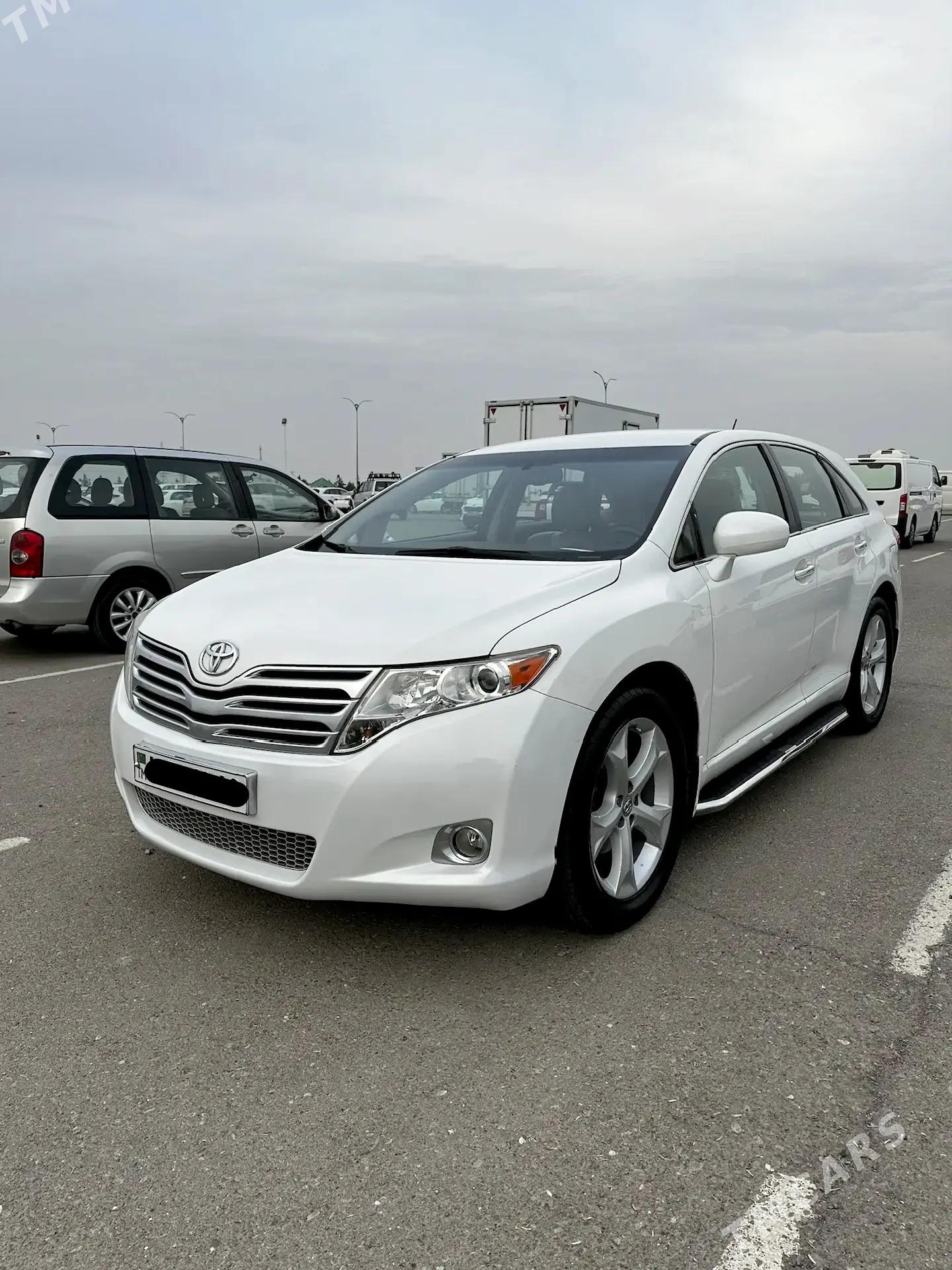 Toyota Venza 2009 - 230 000 TMT - Керки - img 1