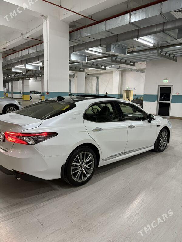 Toyota Camry 2022 - 610 000 TMT - Aşgabat - img 1