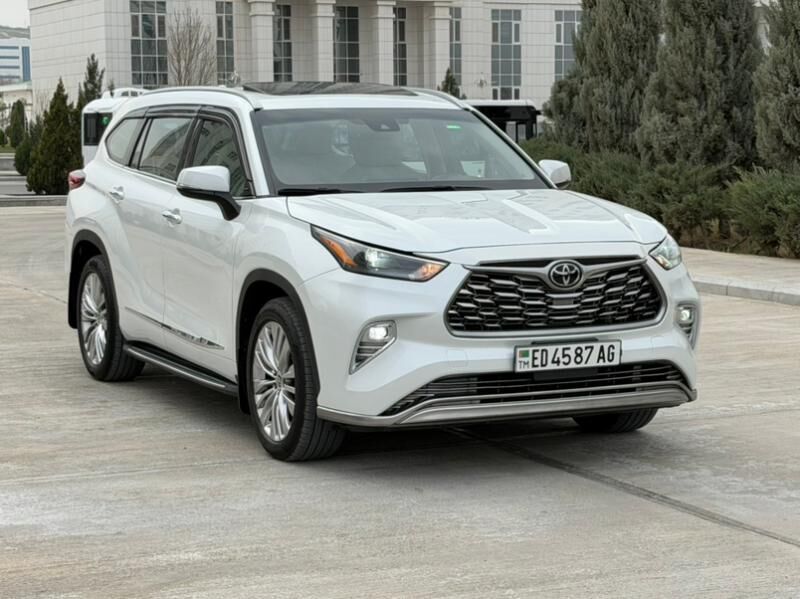 Toyota Highlander 2022 - 617 000 TMT - Aşgabat - img 1