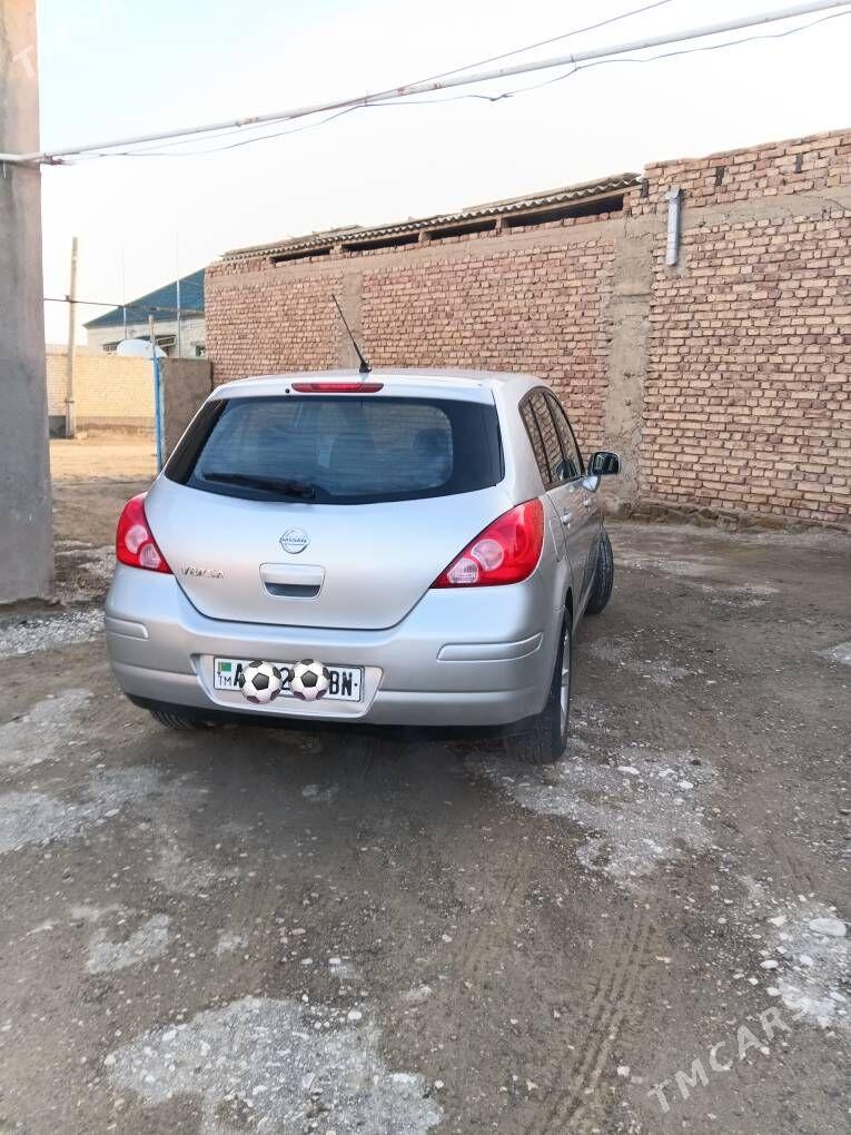 Nissan Versa 2011 - 127 000 TMT - Берекет - img 1