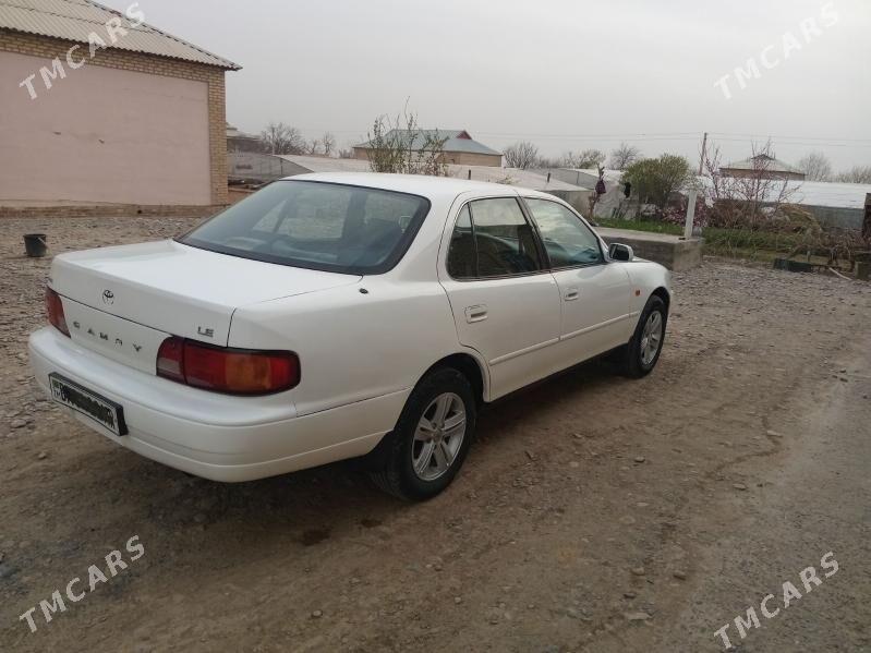 Toyota Camry 1993 - 83 000 TMT - Мары - img 1