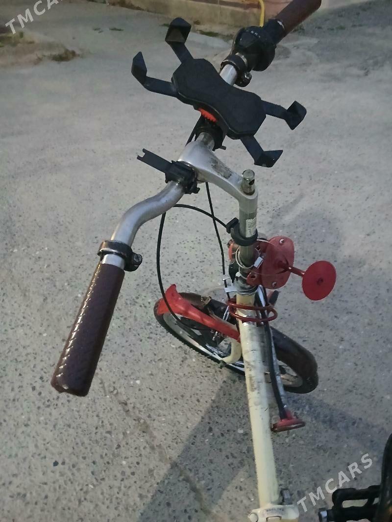 ýapoşga kama - Бузмеин - img 1