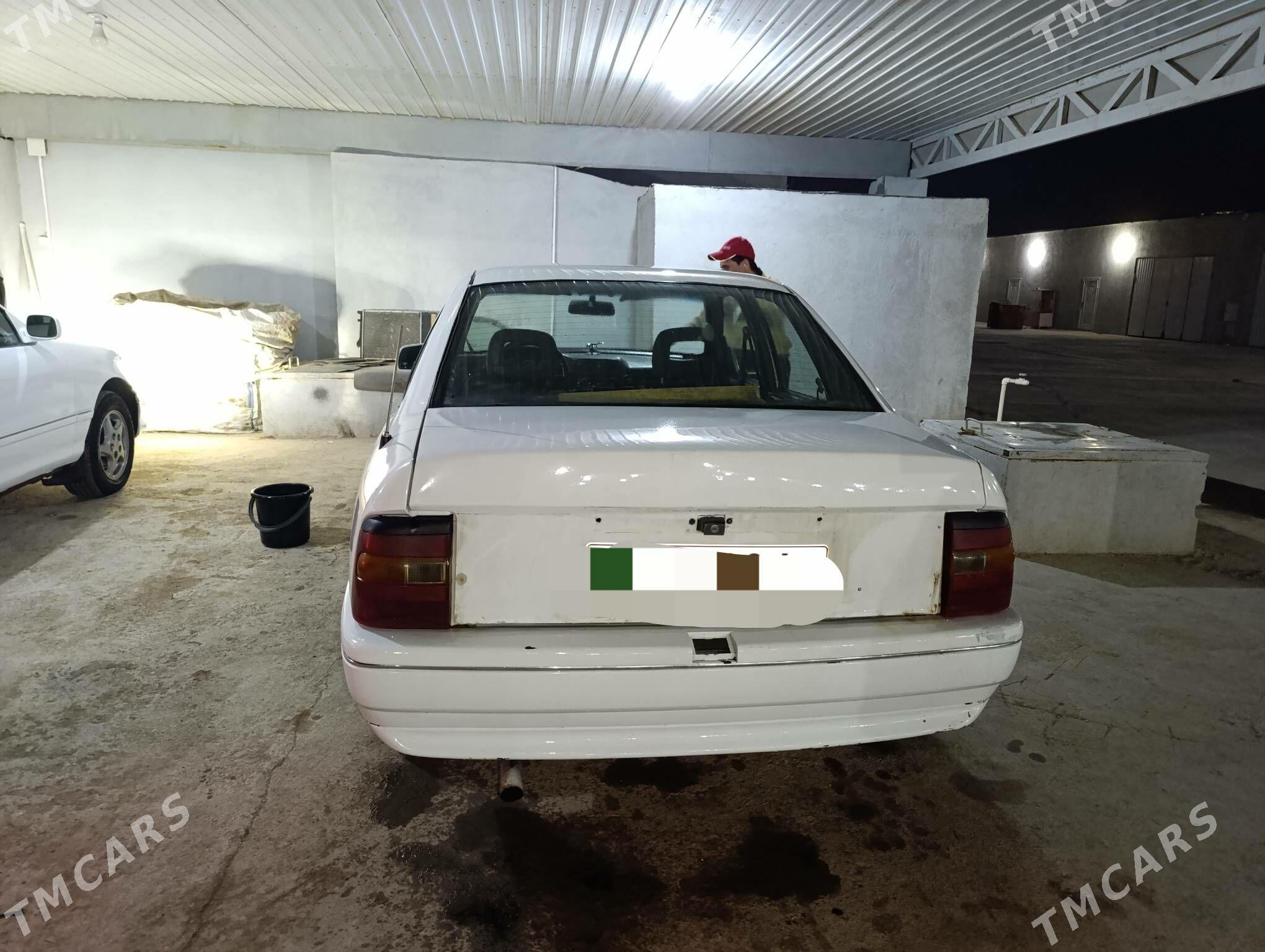 Opel Vectra 1990 - 30 000 TMT - Мир 7 - img 1