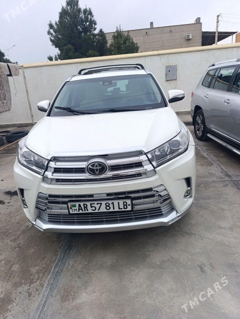 Toyota Highlander 2019 - 460 000 TMT - Туркменабат - img 1