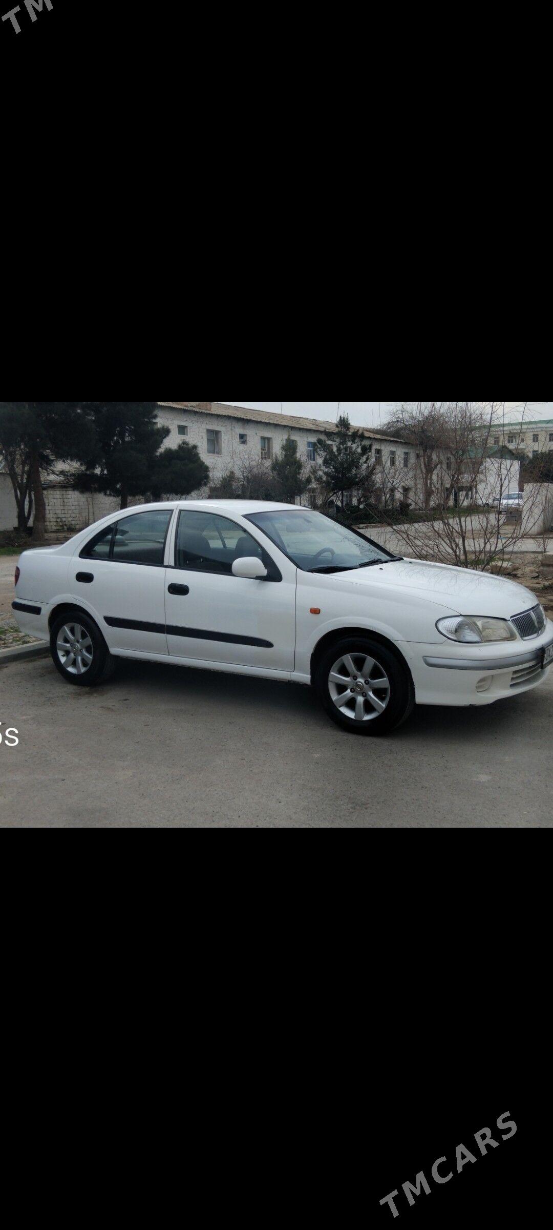 Nissan Sunny 2002 - 78 000 TMT - Bäherden - img 1