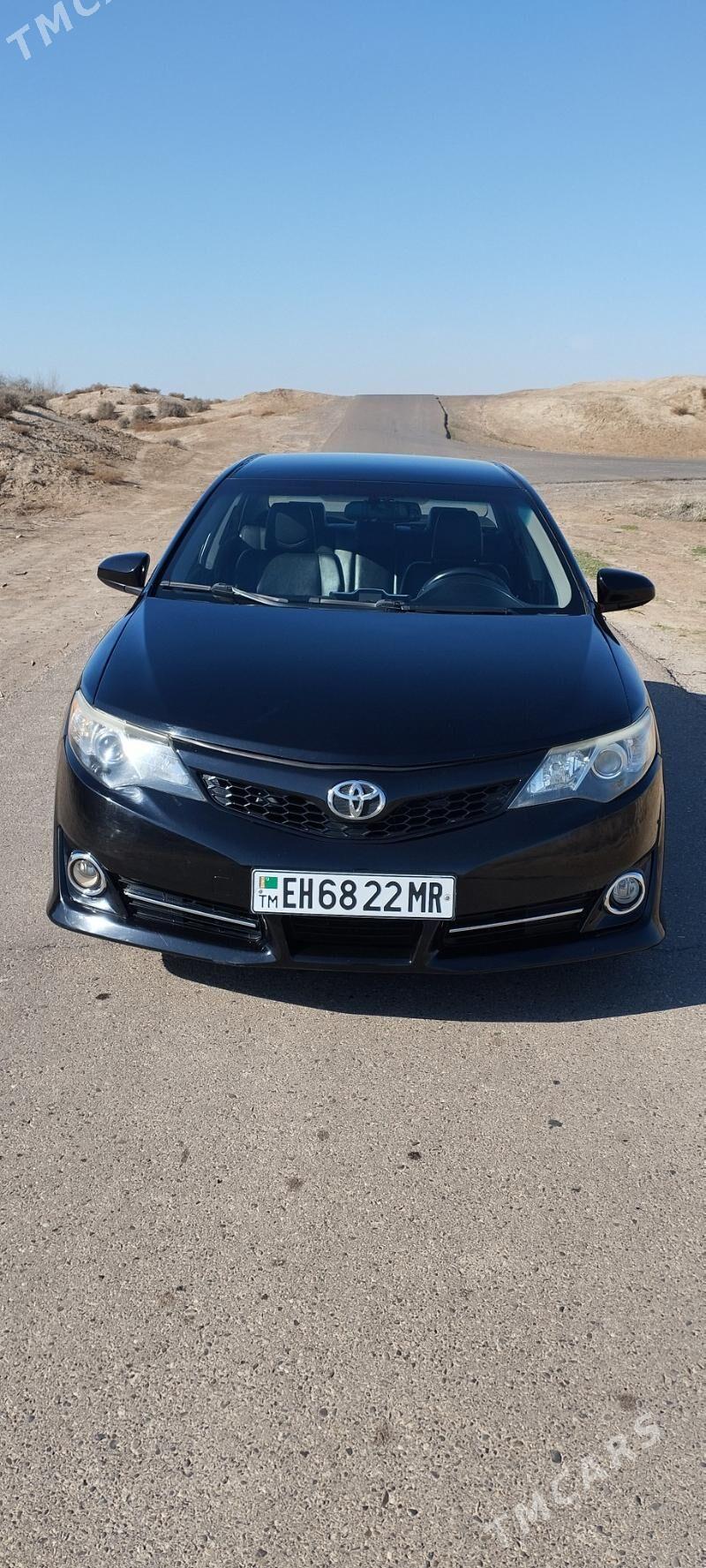 Toyota Camry 2013 - 220 000 TMT - Байрамали - img 1