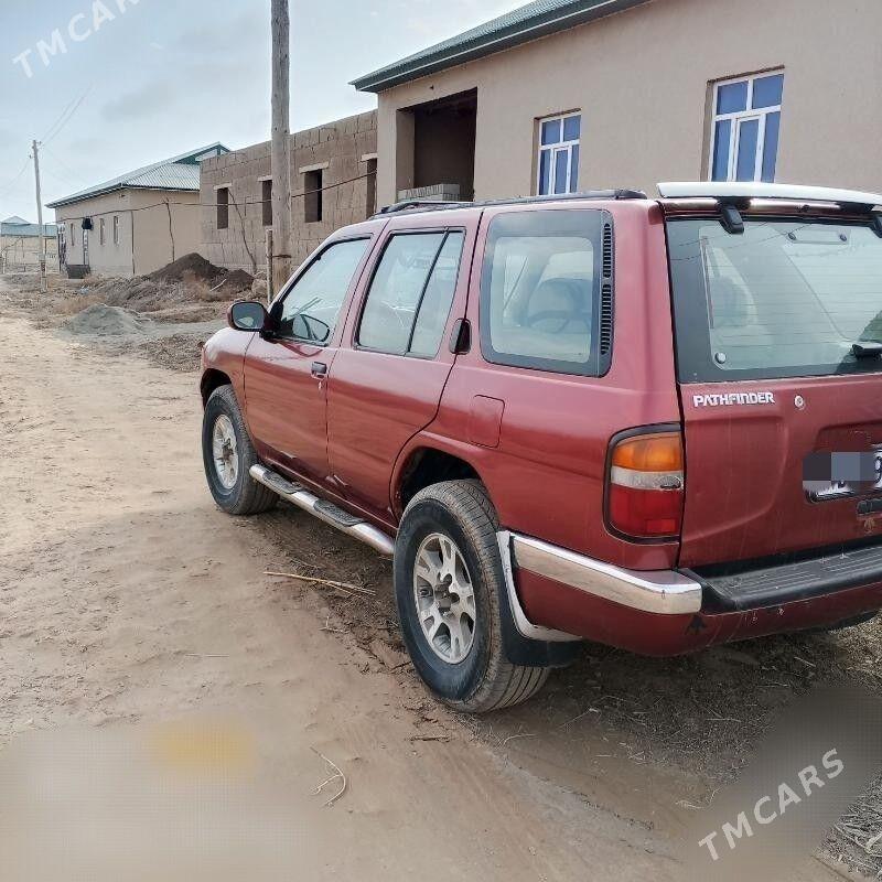 Nissan Pathfinder 1998 - 75 000 TMT - Кёнеургенч - img 1