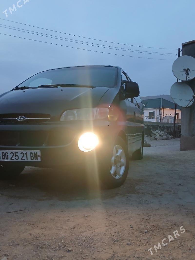 Toyota Hiace 1999 - 40 000 TMT - Балканабат - img 1