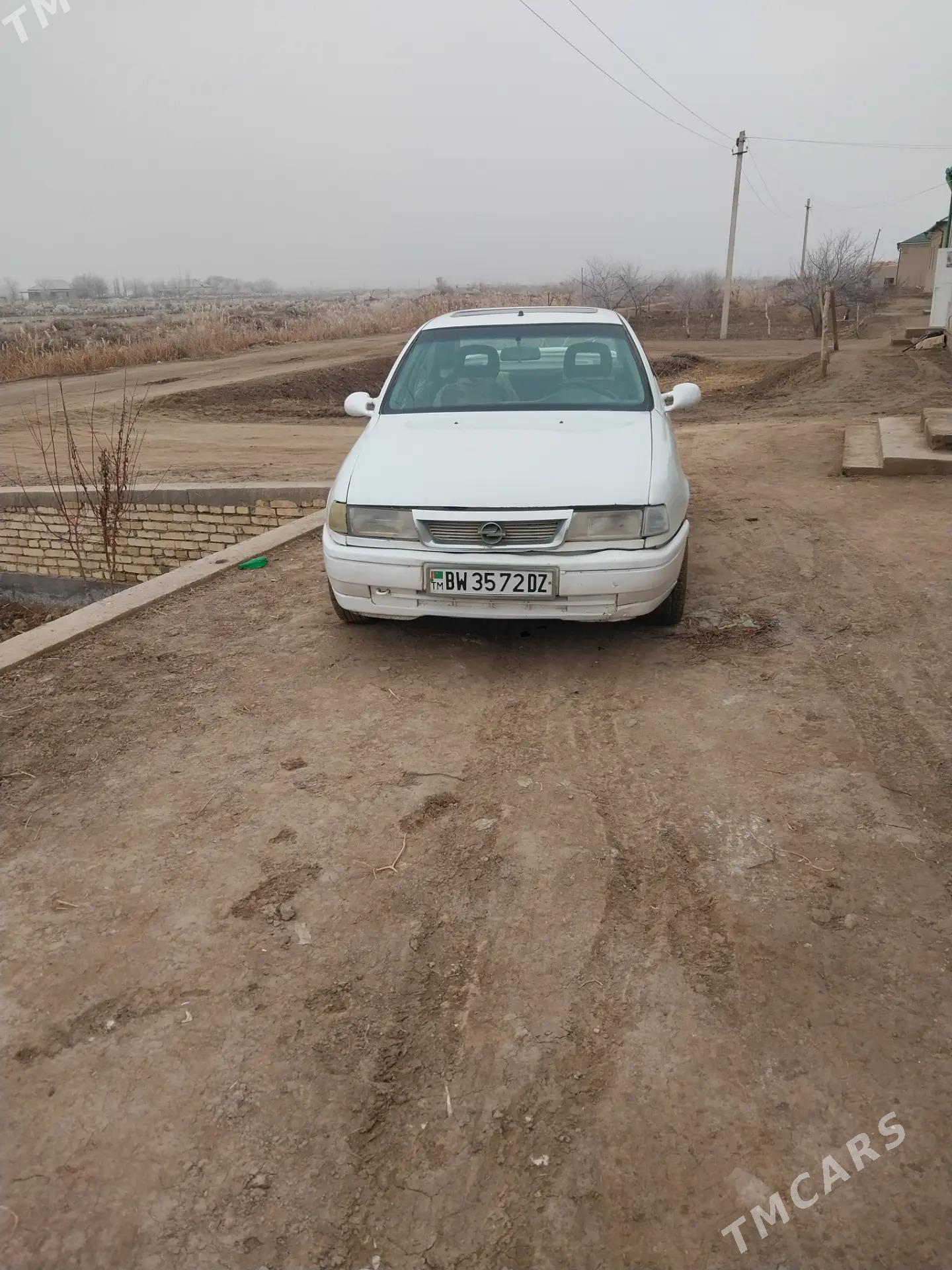 Opel Vectra 1993 - 25 000 TMT - Gurbansoltan Eje - img 1