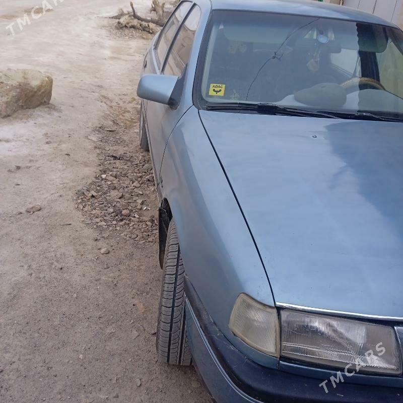 Opel Vectra 1990 - 38 000 TMT - Gubadag - img 1
