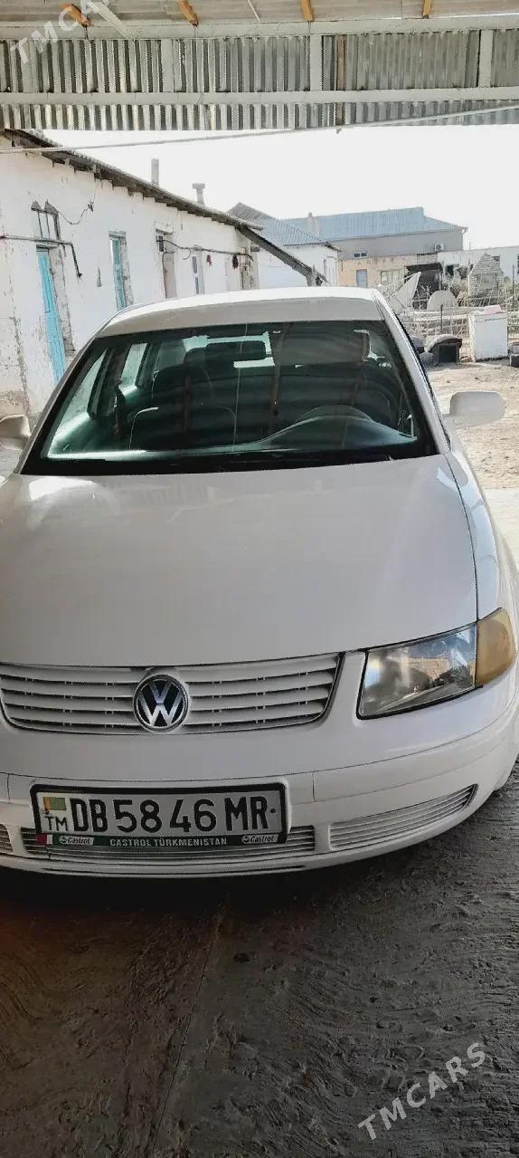 Volkswagen Passat 1998 - 50 000 TMT - Tagtabazar - img 1