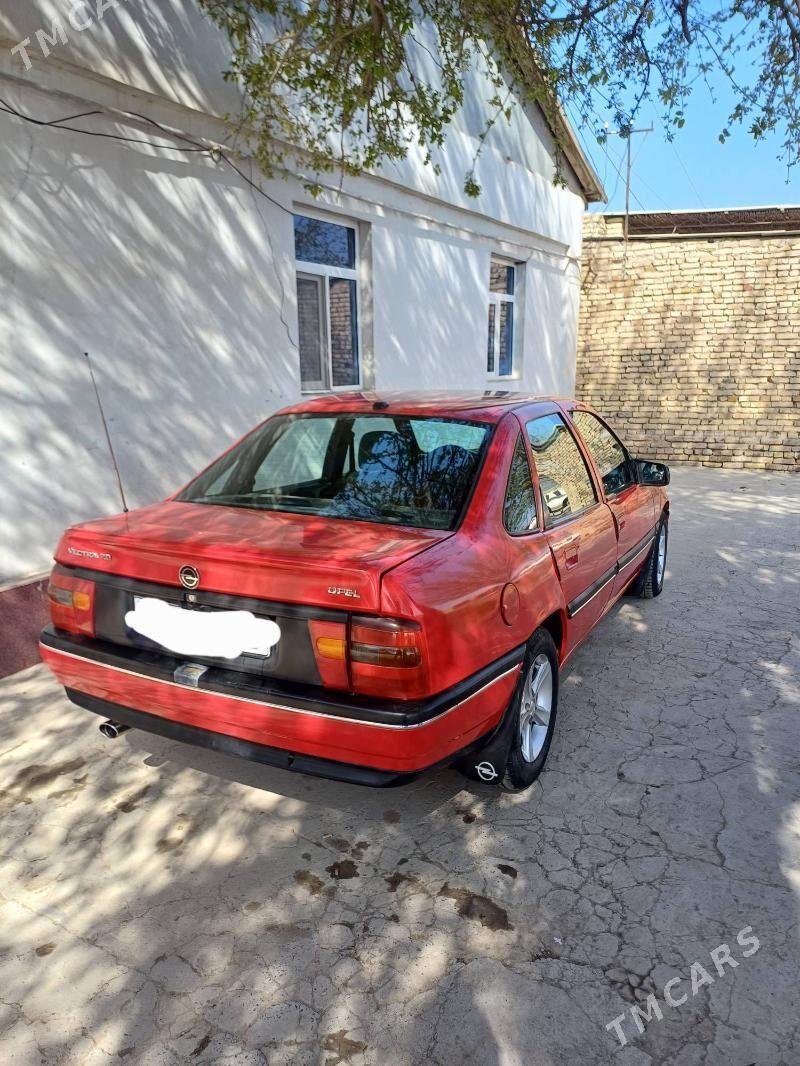 Opel Vectra 1992 - 38 000 TMT - Kerki - img 1