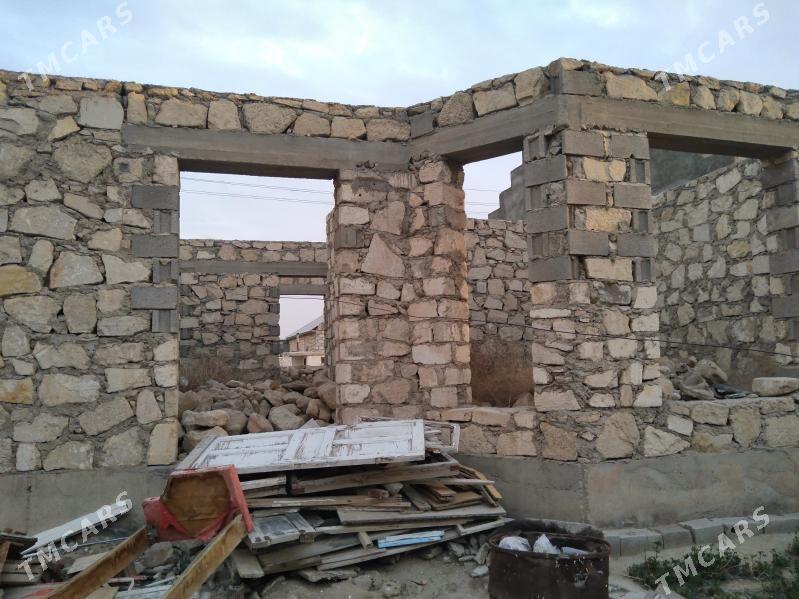 Satlyk jaý - Jebel - img 1