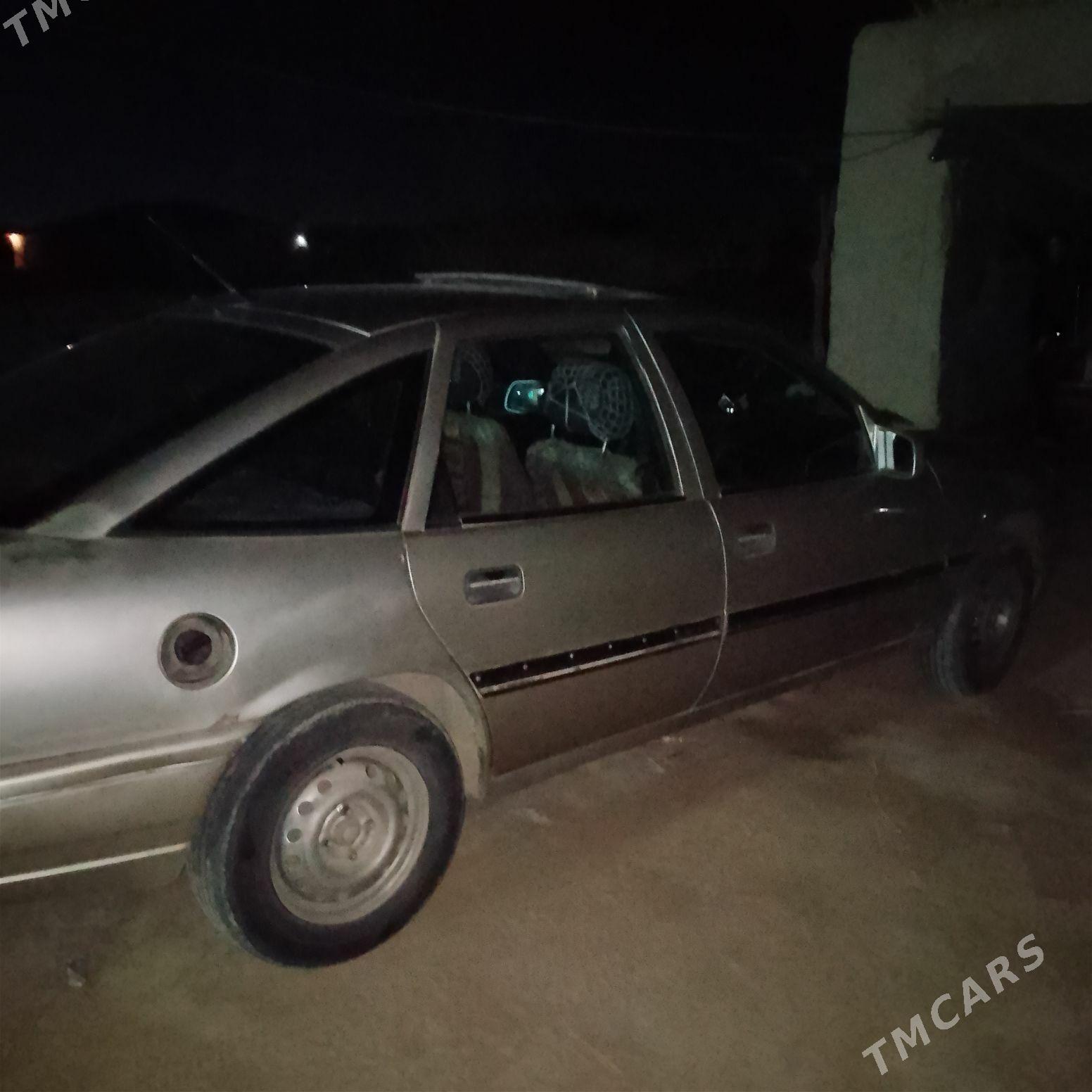 Opel Vectra 1992 - 27 000 TMT - Şabat etr. - img 1