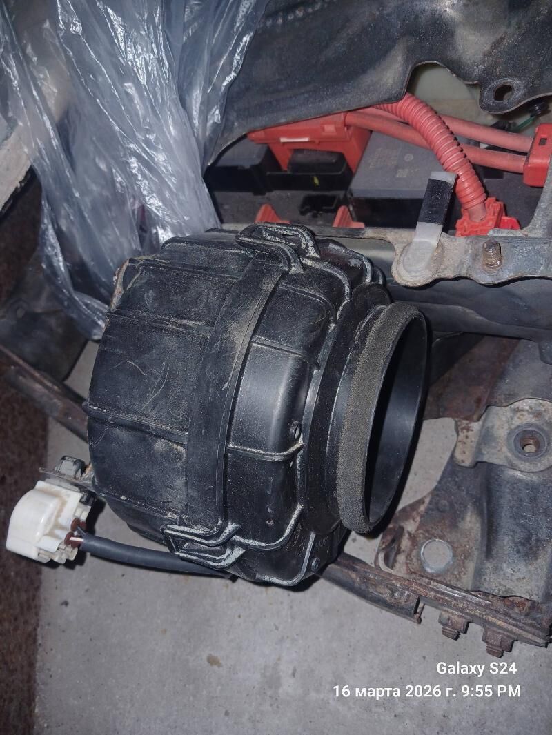 TAÝOTA CAMRY HYBRID 600 TMT - Türkmenbaşy - img 1